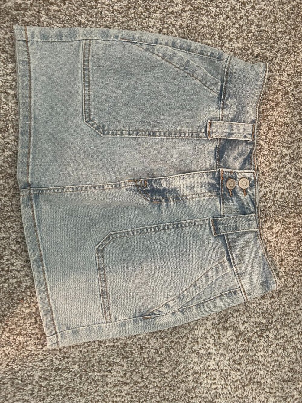 denim mini skirt with pockets